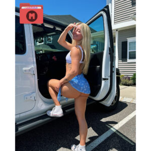 CrazyCourtneyy OnlyFans Leaked 194.6MB