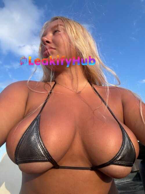 Galacticawh0 photo 3