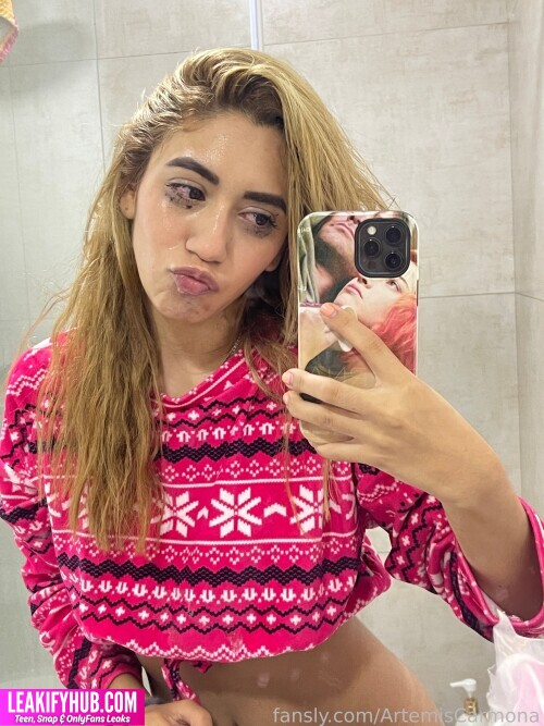 Artemis Carmona photo 11