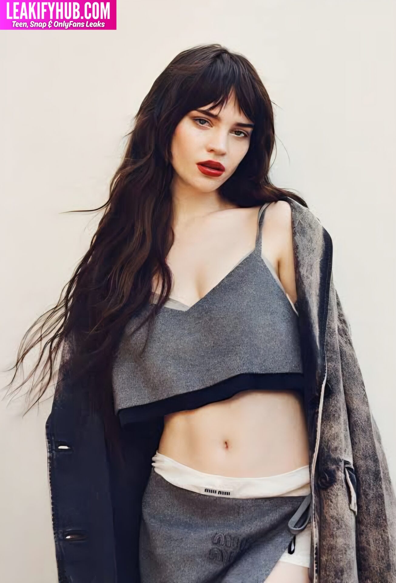 Sophie Tatcher photo 3