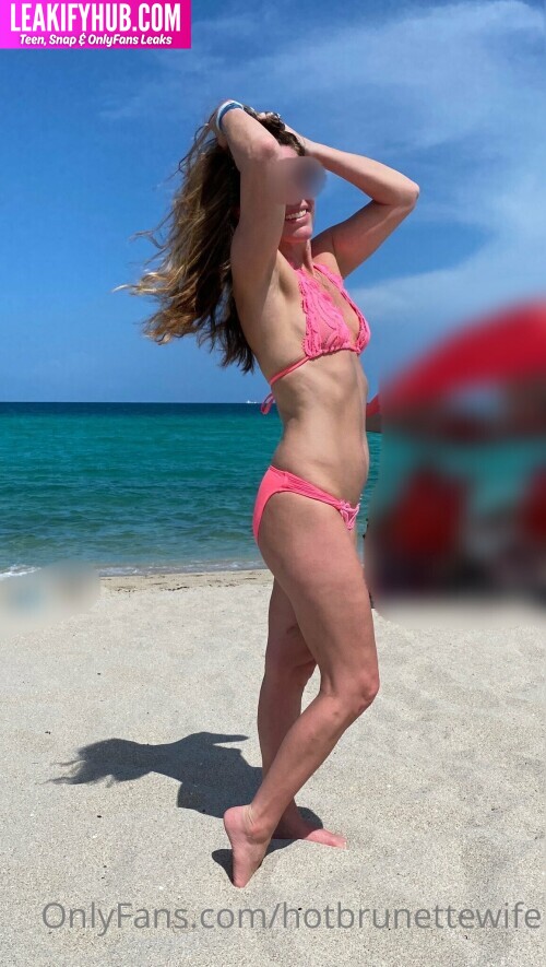Hotbrunettewife photo 10