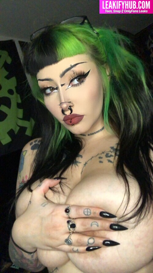 Gothbabebella photo 8