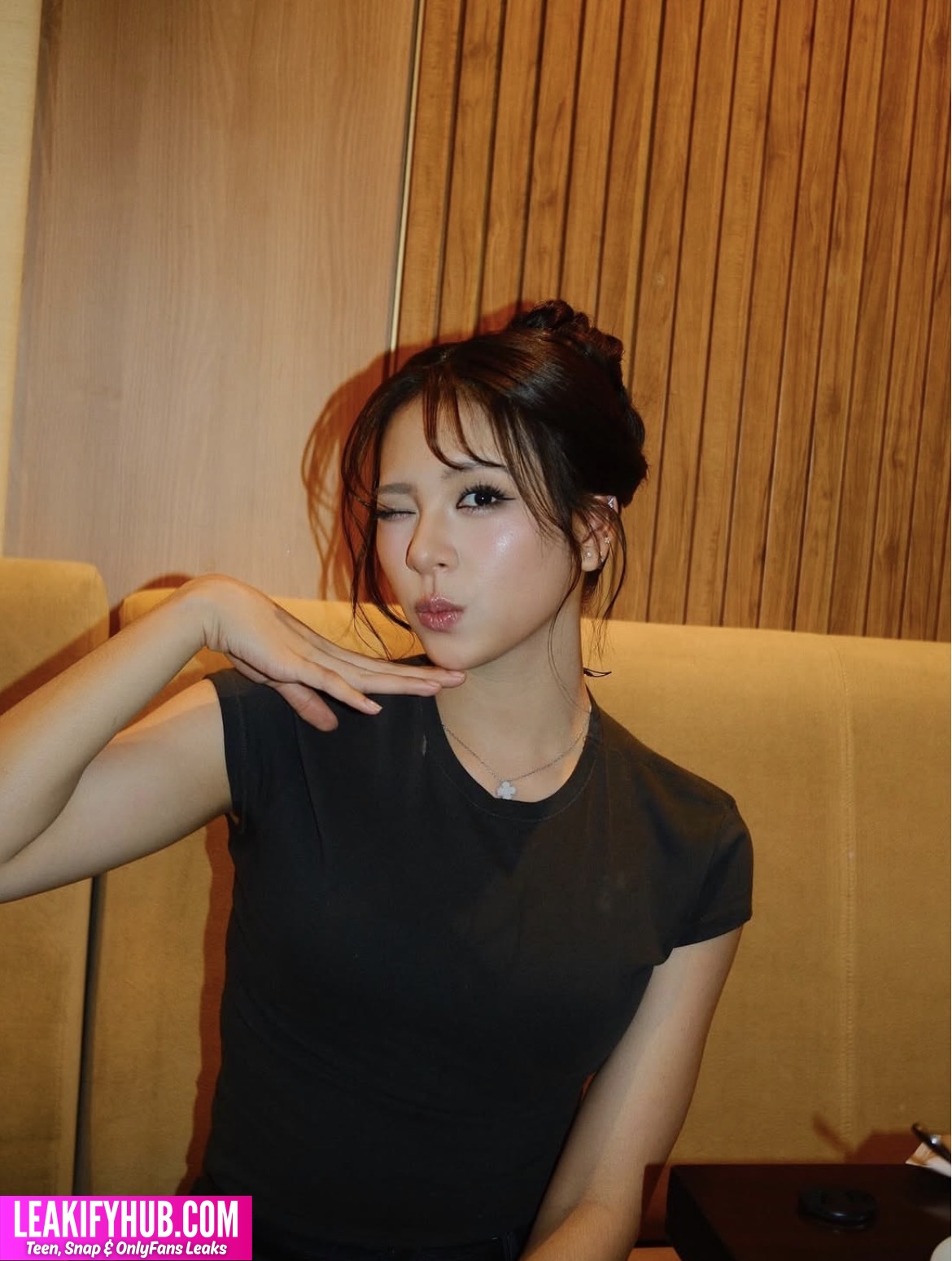Azizi photo 2
