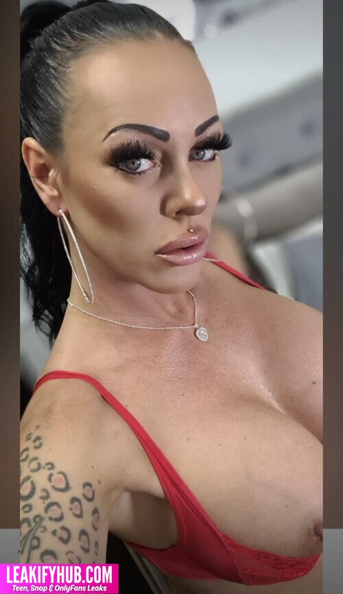 Hotmilfbitch photo 4