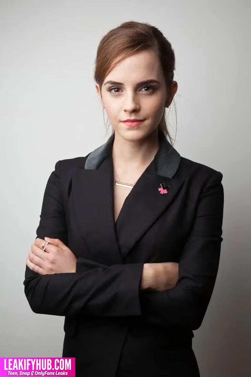 Emma Watson photo 9